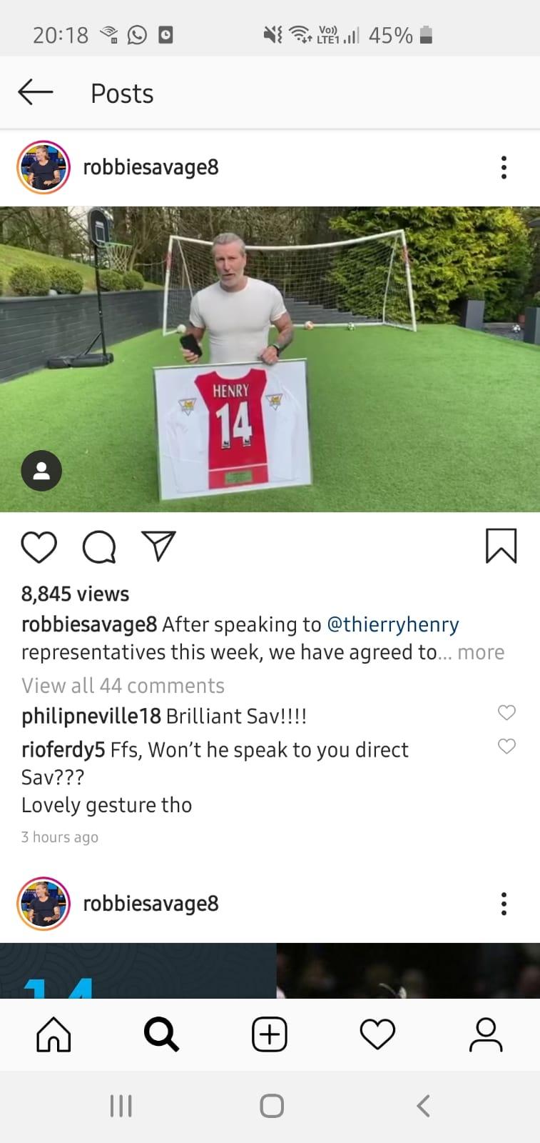 传奇球星萨维奇拍卖球衣,为NHS慈善机构筹集16000镑！